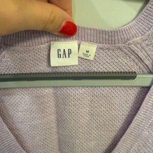 GAP Women's Light Purple Crew Neck Sweater